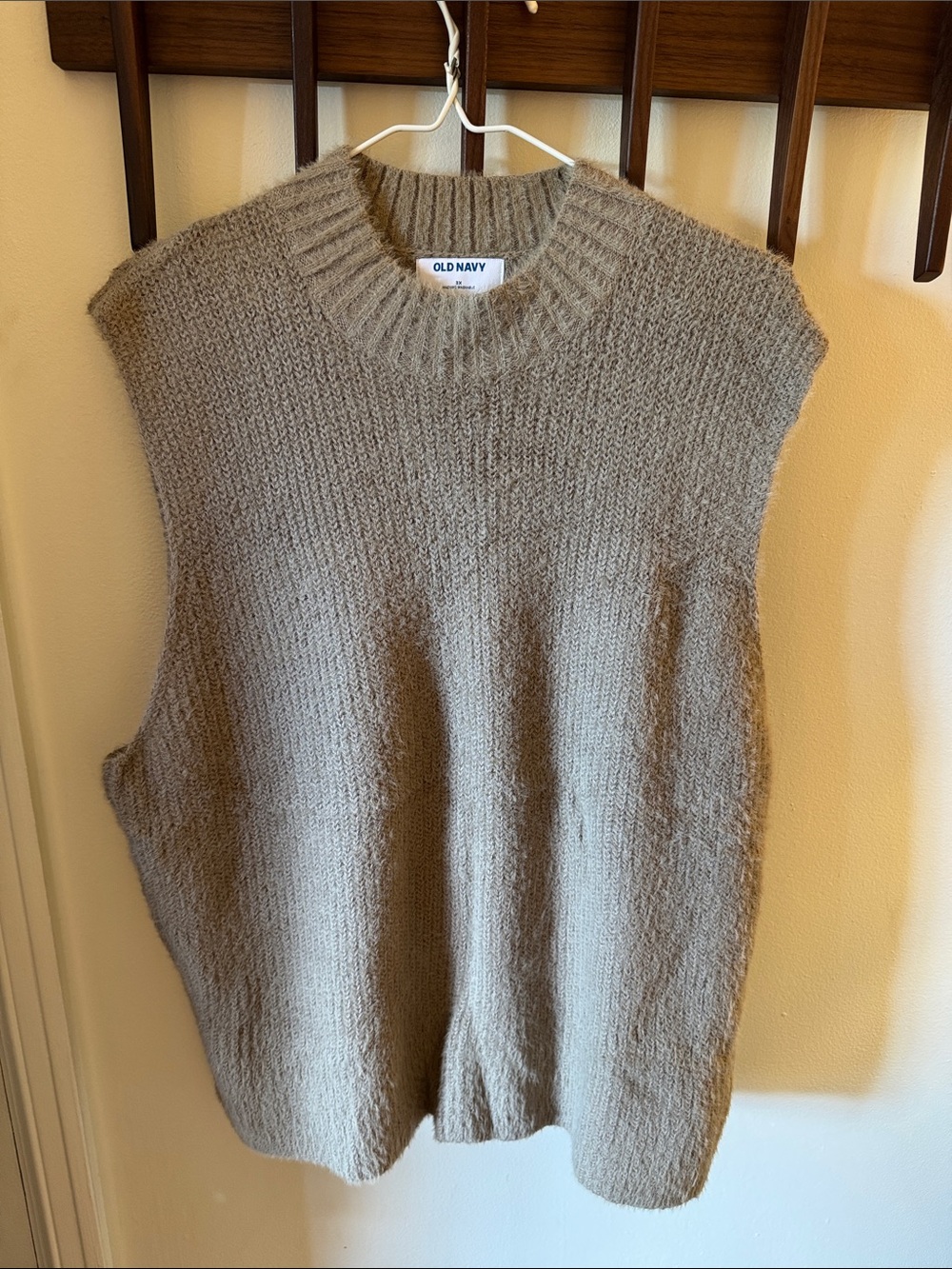 Old Navy Women's Taupe Knit Sleeveless Soft Cotton Blend Sweater Vest